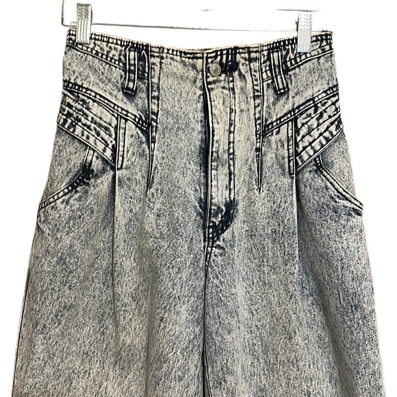 Jordache Vintage 80’s Acid Wash Cuff Blue Jeans Made in Hong Kong Size 9/10 - Picture 5 of 11